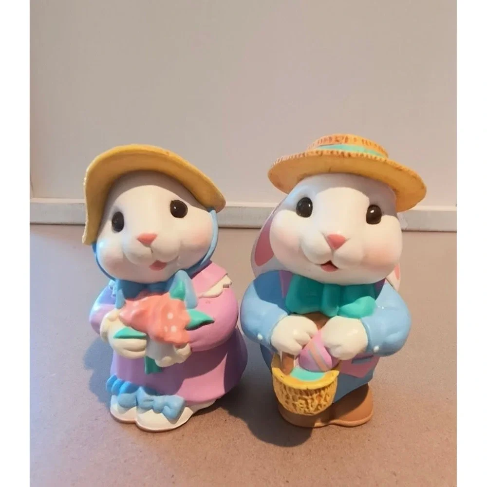 Vintage Easter Bunny Salt and‎ Pepper Shakers Pastel Rabbit Set 3.5 Inch